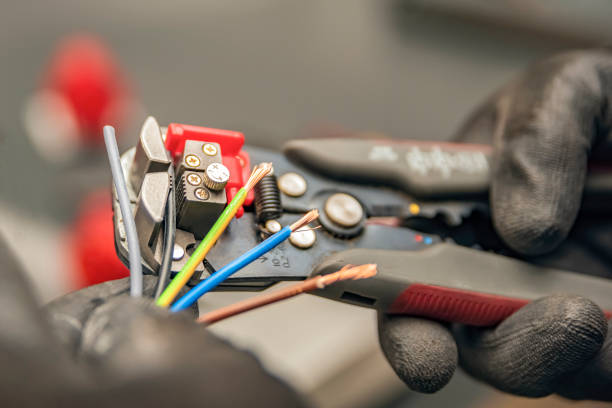 Best Electrician for Home Renovation  in Lakewood, IL